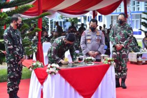Kompak Panglima dan Kapolri Kunjungi Lembaga Pendidikan TNI dan Polri