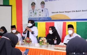 Walikota Tanjungpinang Rahma Cek Kesiapan Belajar Tatap Muka Bersama Kepala Sekolah