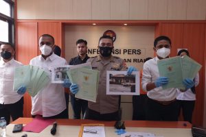 Berhasil Dit Reskrimsus Polda Kepri Amankan Tiga Orang Tersangka Money Laundering