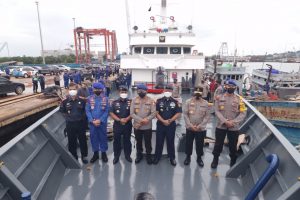 4 Unit Kapal Ikan Yang Melakukan Pencurian Ikan di Laut Natuna Utara Berhasil Diamankan KP.Bisma- 8001 Korpolairud Baharkam Polri