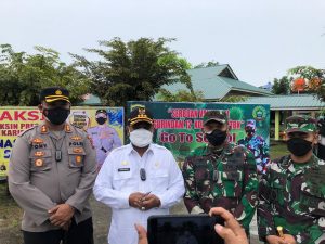 TNI-Polri Bersama Pemkab Karimun Tinjau Vaksinasi di SMPN2 Binaan dalam rangka Vaksinasi Go To School