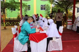 Polres Karimun Beserta Pemerintah Daerah Tinjau Vaksinasi Merdeka di Pondok Pesantren dan rumah ibadah