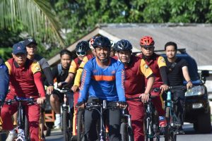 Jaga Kebugaran Tubuh, Kapolres Bintan Gowes Bersama Anggota