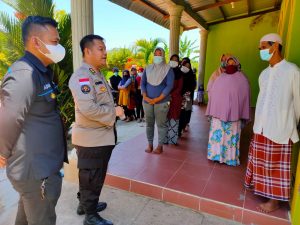 Lakukan Kegiatan Baksos Bidang Humas Polda Kepri Bersama Akpol 97 Wira Pratama Kepada Masyarakat Pantai Nongsa