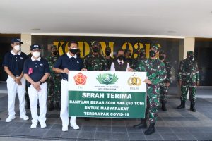 5000 Sak Beras Bantuan Yayasan Budha Tzu Chi di Salurkan Kepada Masyarakat Batam, Danrem 033 Bersama Dandim 0316/Batam Fokus Tepat Sasaran