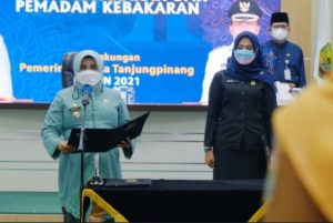 Walikota Tanjungpinang Rahma Lantik Pejabat Fungsional Guru dan Pemadam Kebakaran