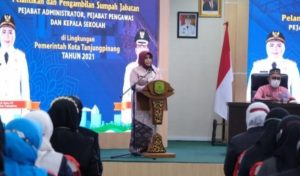 Walikota Tanjungpinang Rahma Lantik Kepala Sekolah dan Ini Pesannya