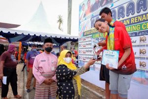 Tutup Lomba Renang Antar Pelajar, Rahma: Terus Gali Potensi Menjadi Atlet yang Profesional