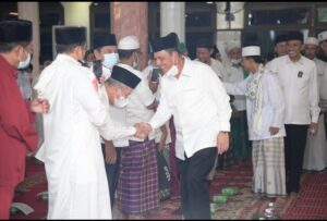 Gubernur Ansar Hadiri Dzikir Akbar Dan Kajian Tasawuf, Ajak Jamaah Untuk Selalu Bersyukur