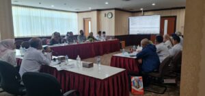 Kepala Badan Pendapatan Daerah (Bapenda) Provinsi Kepulauan Riau Reni Yusneli Pimpin Rapat Lanjutan Implementasi ETPD Provinsi Kepri.